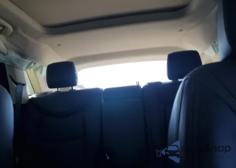 2017 Cadillac Xt5 Premium Luxury from USA, damaged, VIN 1GYKNCRS8HZ301780